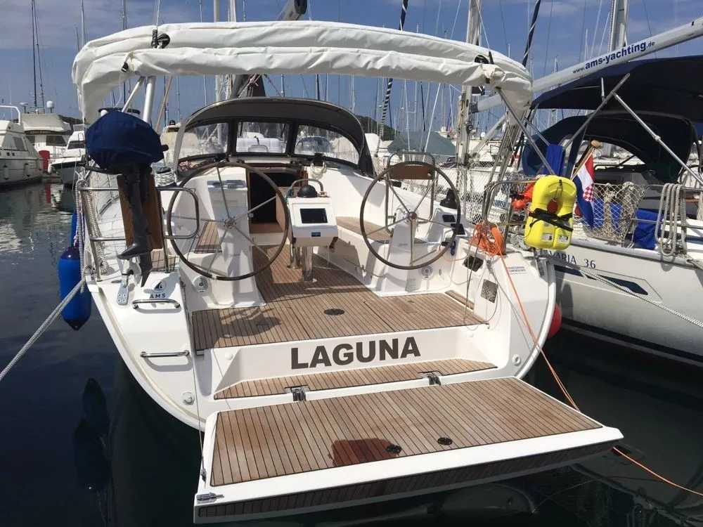 Explore Vrsar on a 12.35m Bavaria Cruiser 41 Sailing Yacht Rental