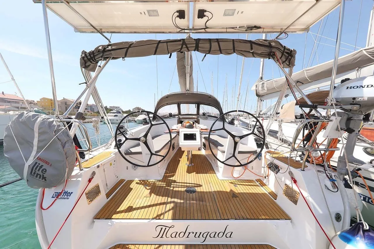 Madrugada Charterboot - 4