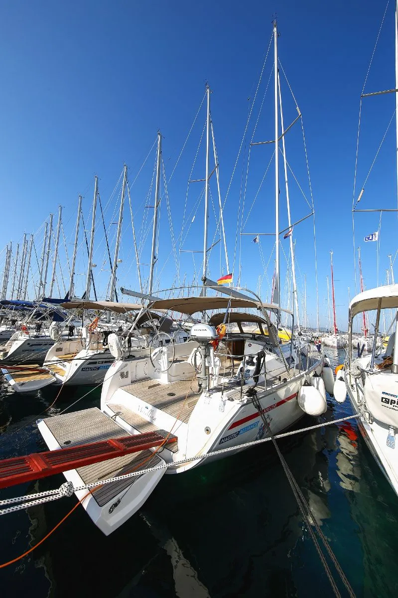 Morellina Charter Boat - 3