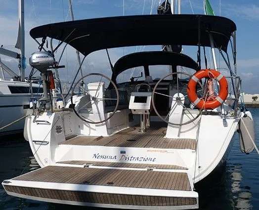 Nessuna distrazione Charterboot - 5