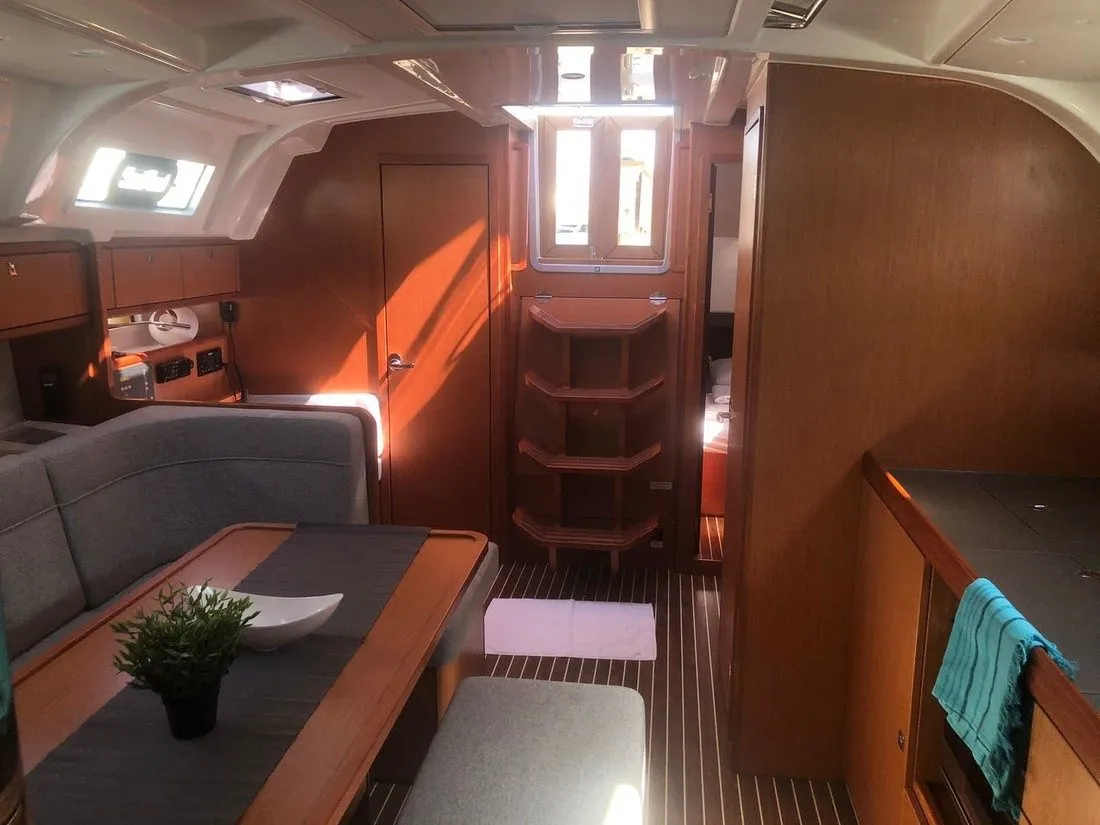 12.35m Göcek Bavaria Cruiser 41 Hire