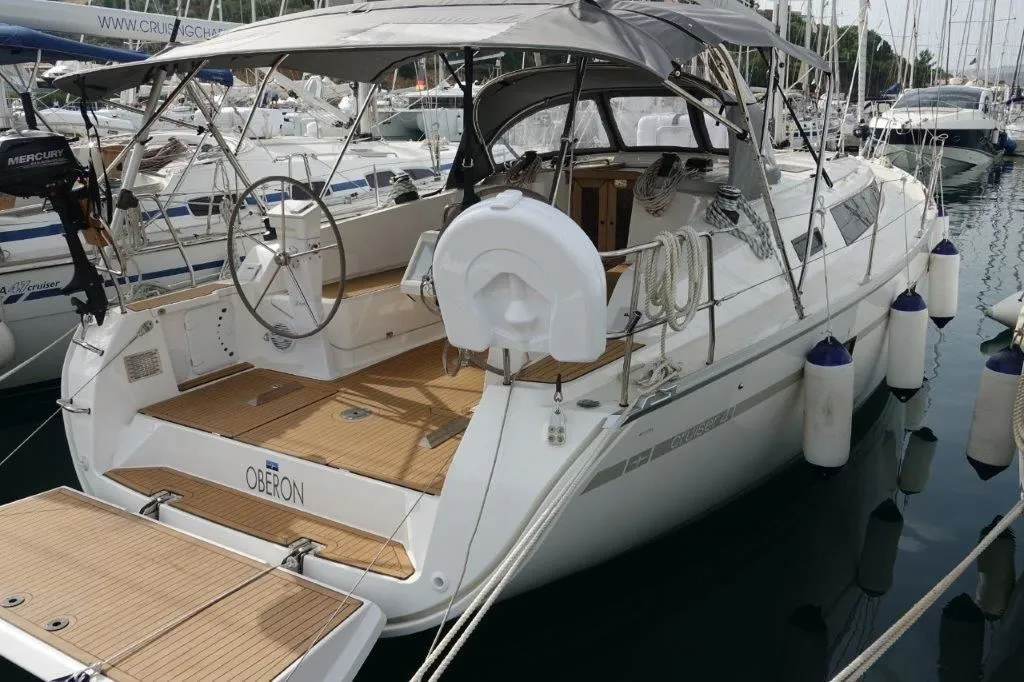 Oberon Charter Boat