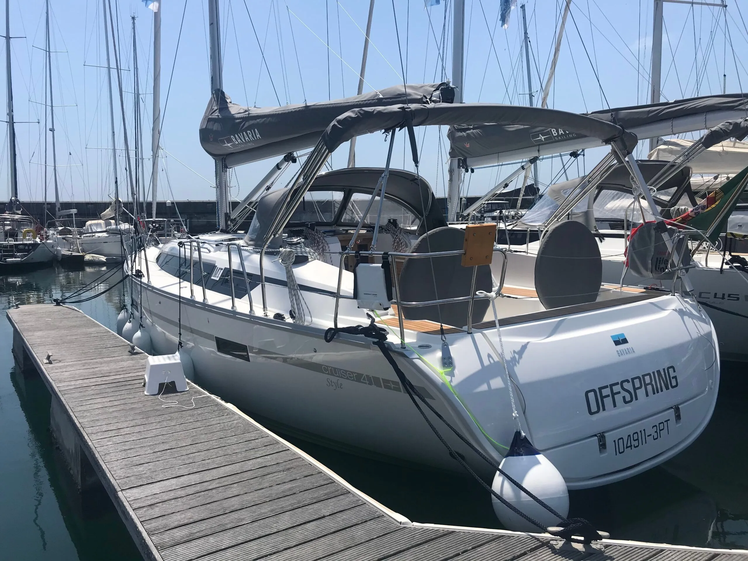 Rent a 12.35m Sailing Yacht in Cascais