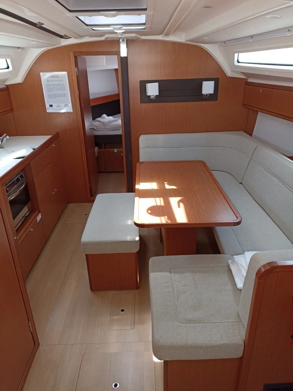 Pasithea Charter Boat