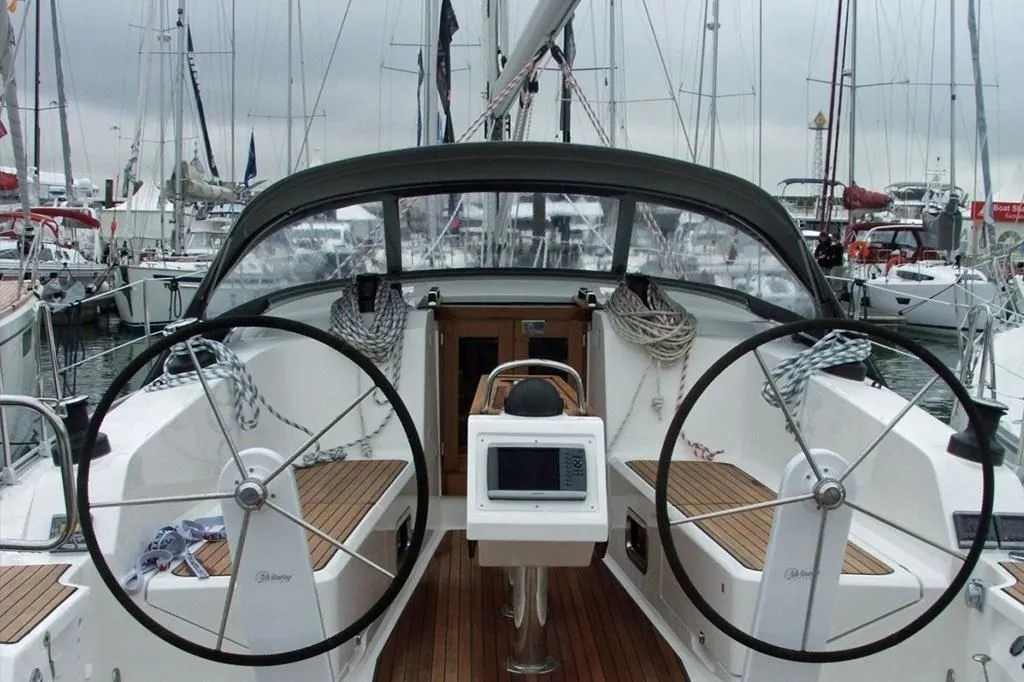 Чартер Slv 5 - 4