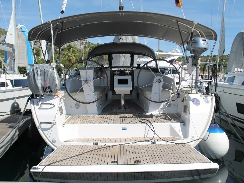 12.35m Skradin 3 Cabin Sailing Yacht Hire