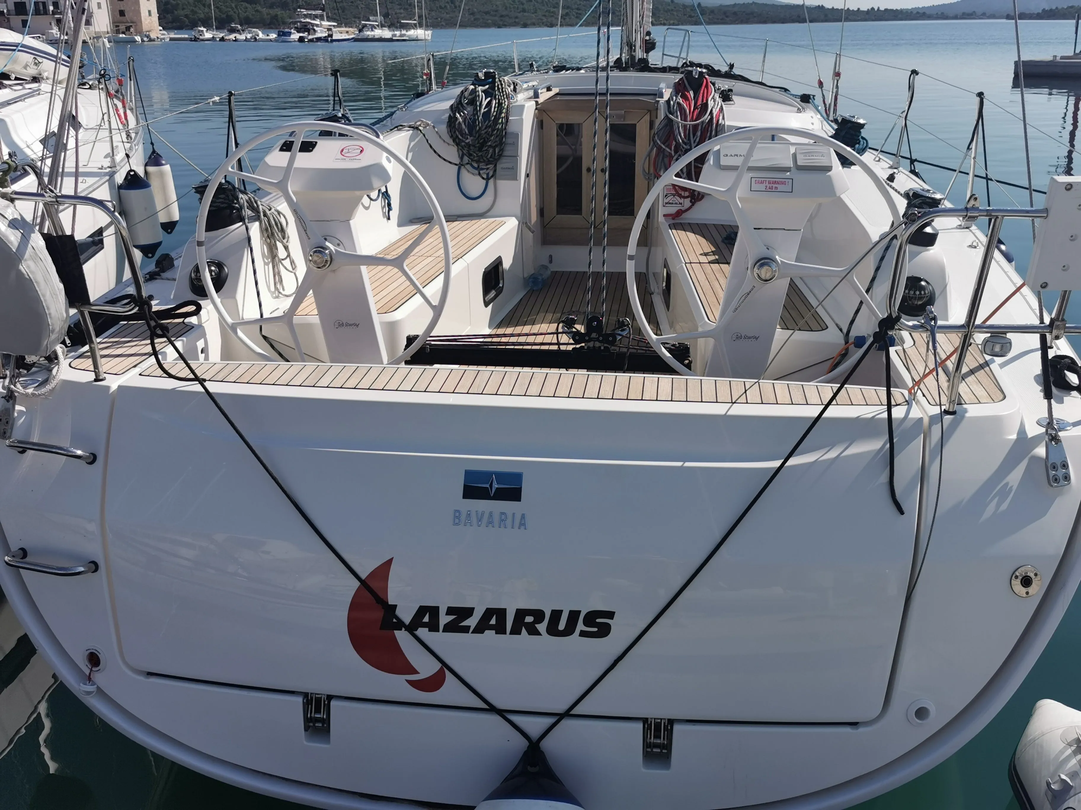 Lazarus Charterboot - 3