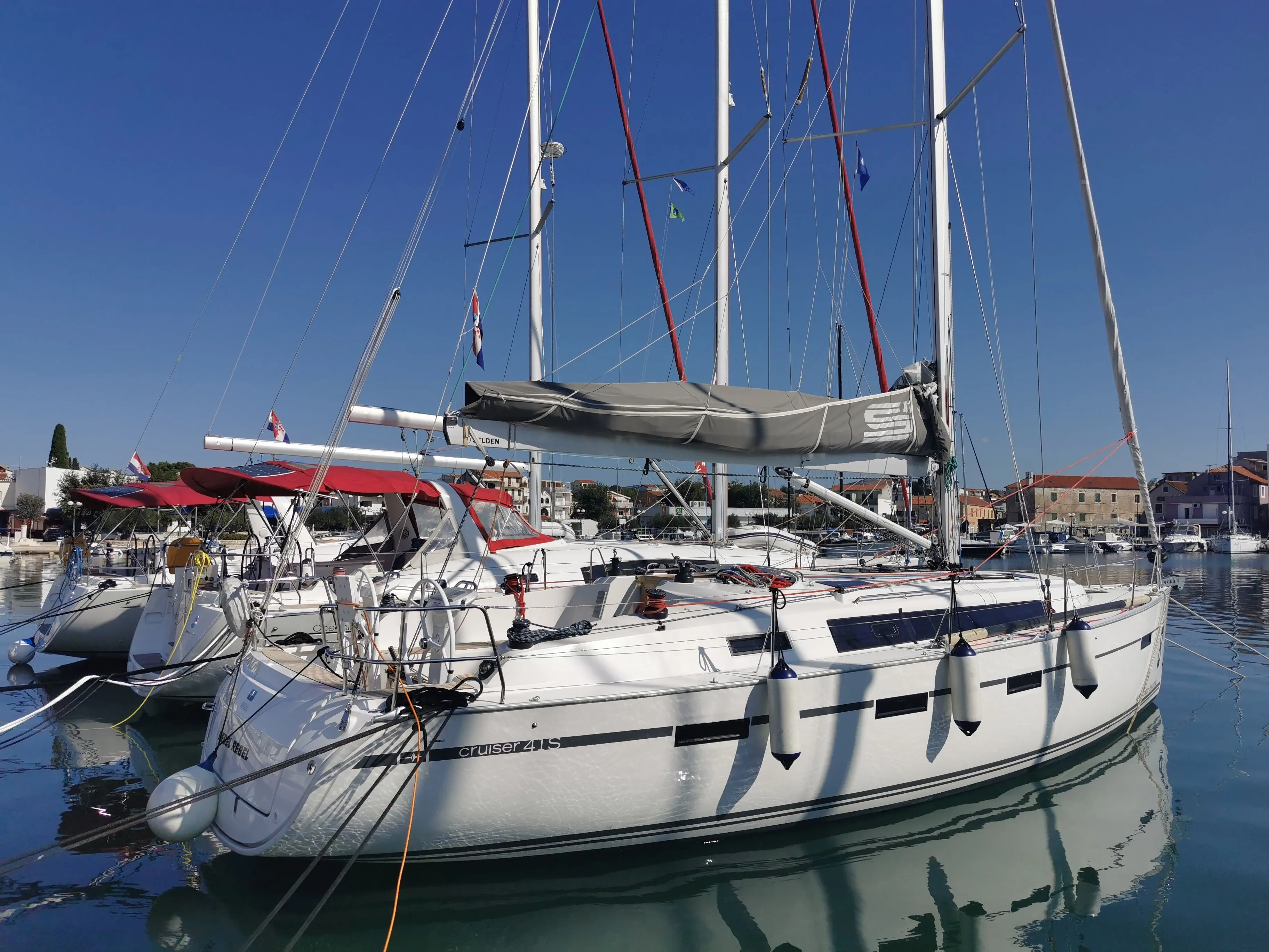 Rebel Rebel Charterboot - 5