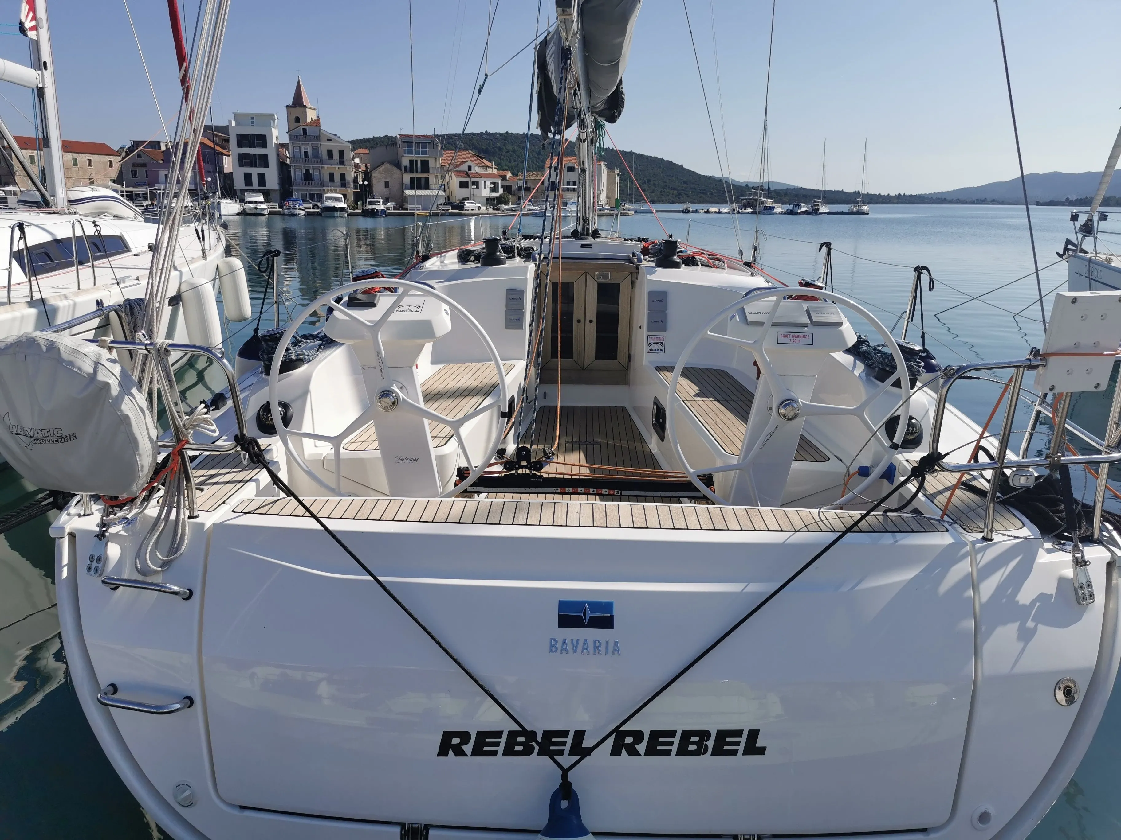 Rebel Rebel Kiralık Teknesi - 3