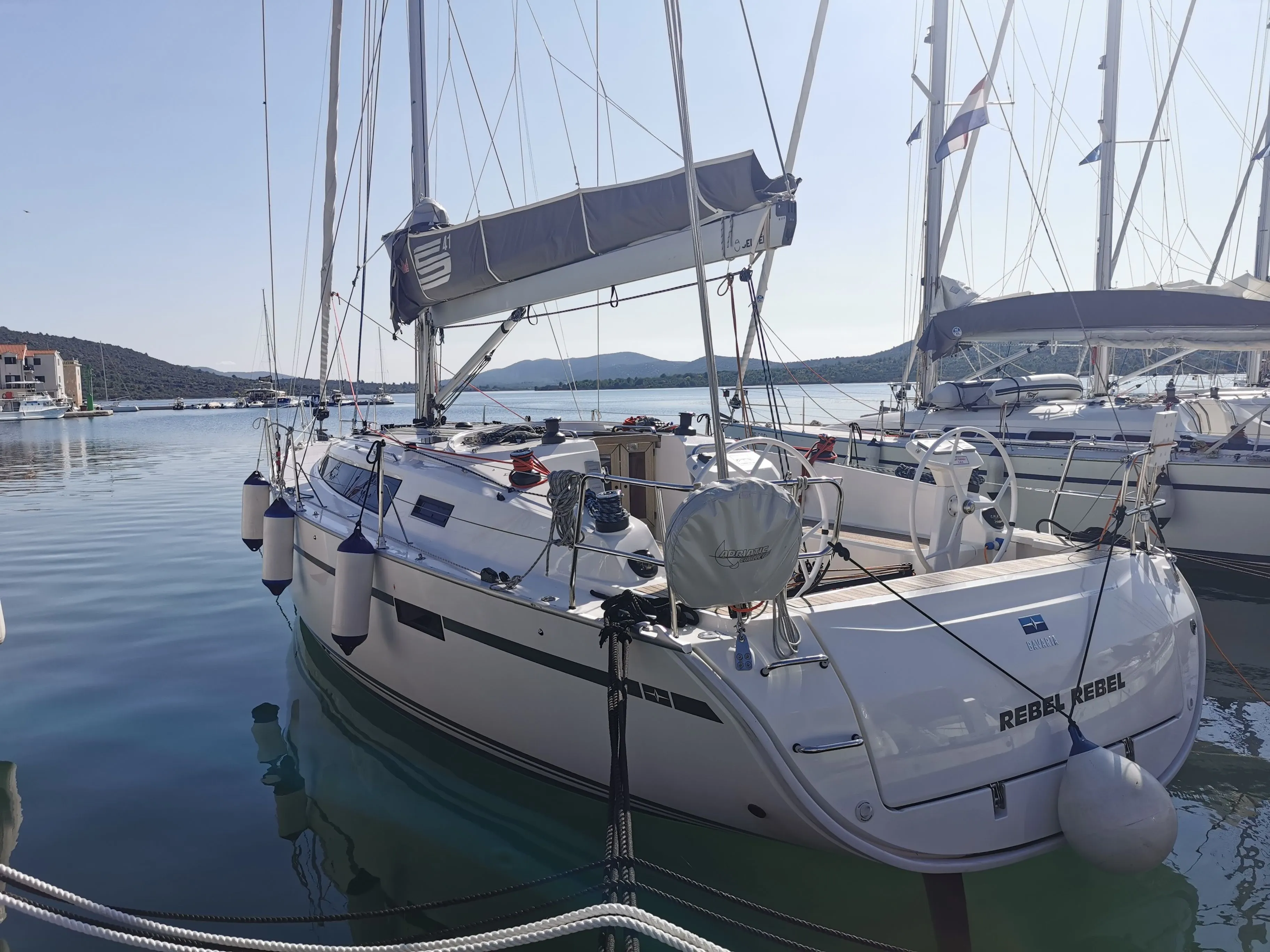 Rebel Rebel Charterboot - 4