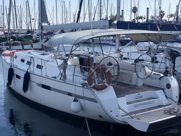 Airen Charter Boat
