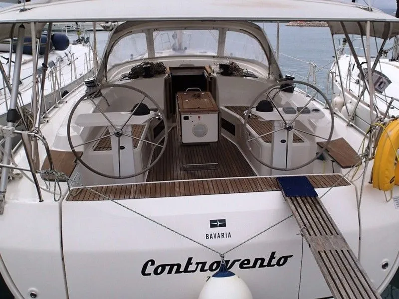 Controvento Charter Boat - 1