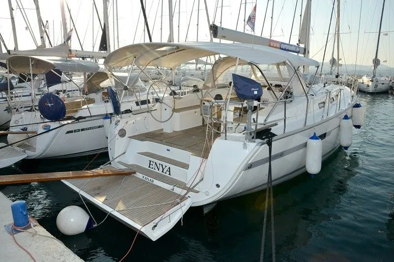 Enya Charterboot - 3