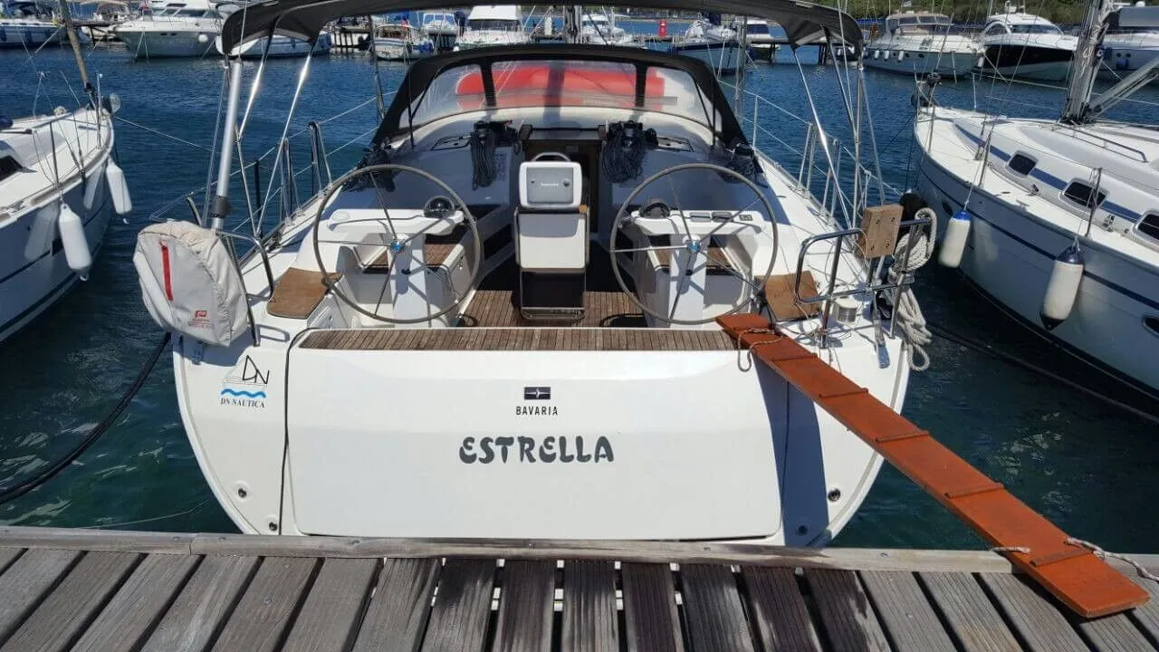 Estrella Charter Boat - 1