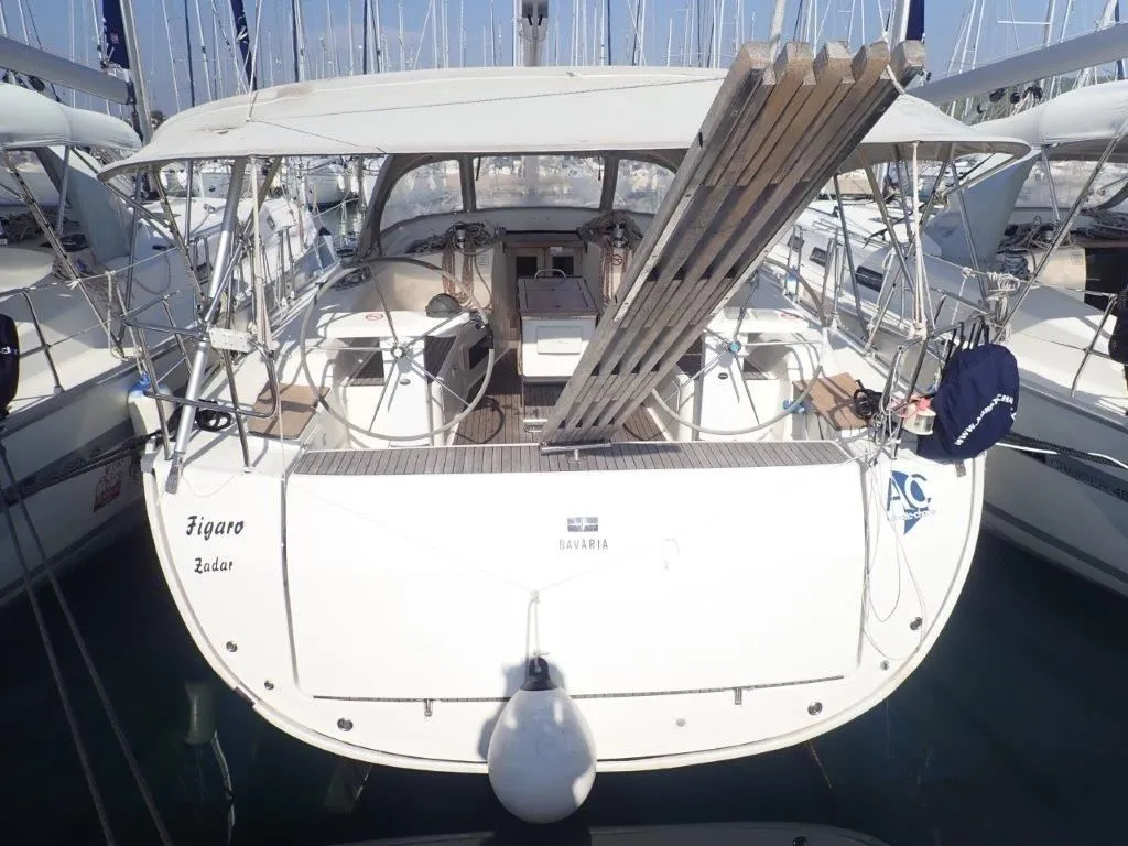 Figaro Charter Boat - 4