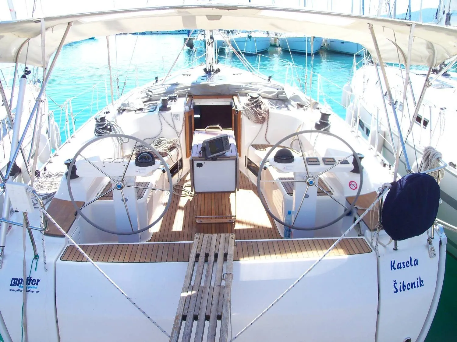 Kasela Charter Boat - 3