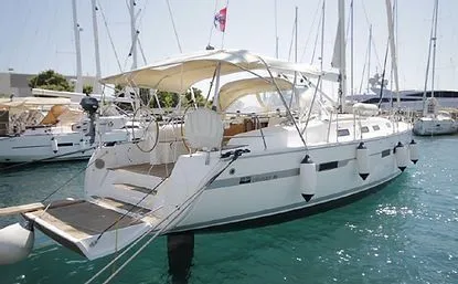 Thalassa Charter Boat