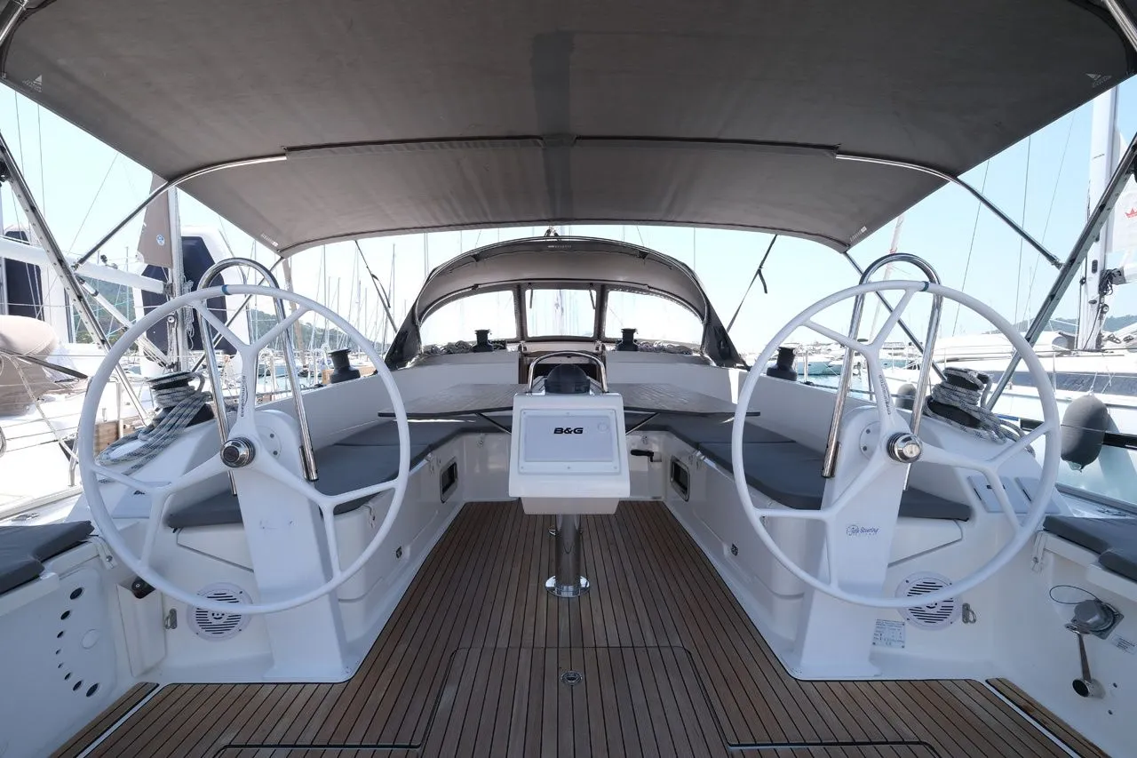 Charter a 14.27m 4 Cabin Sailing Yacht in Göcek