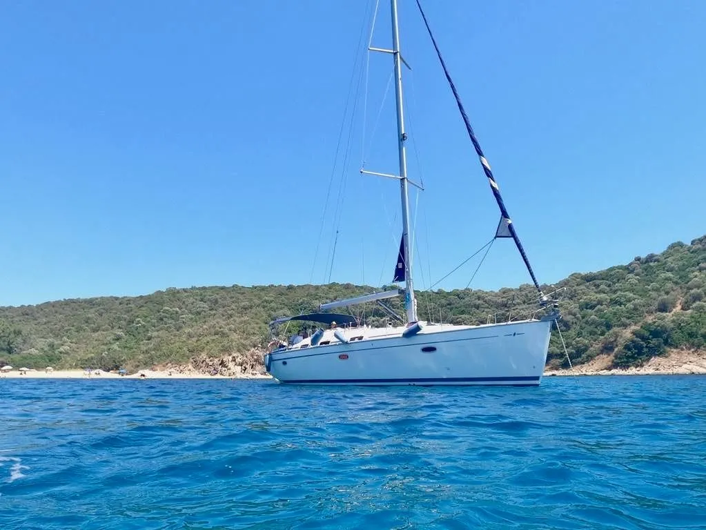 Aida Charter Boat