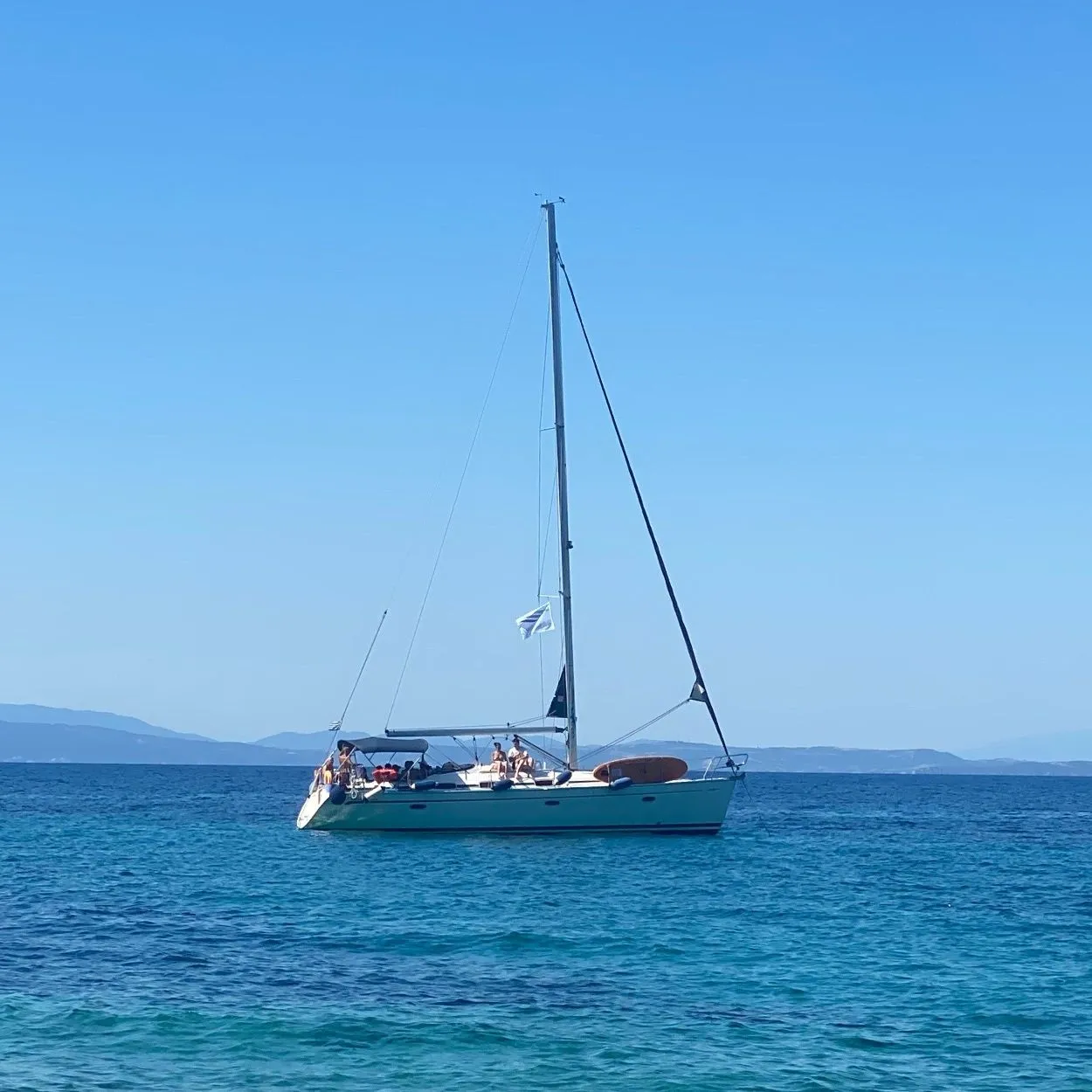 Rent a 14m Sailing Yacht Bavaria Cruiser 46 in Nikiti