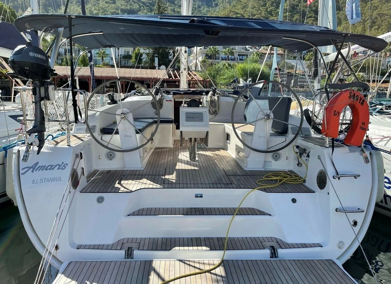 Чартер Amaris - 3