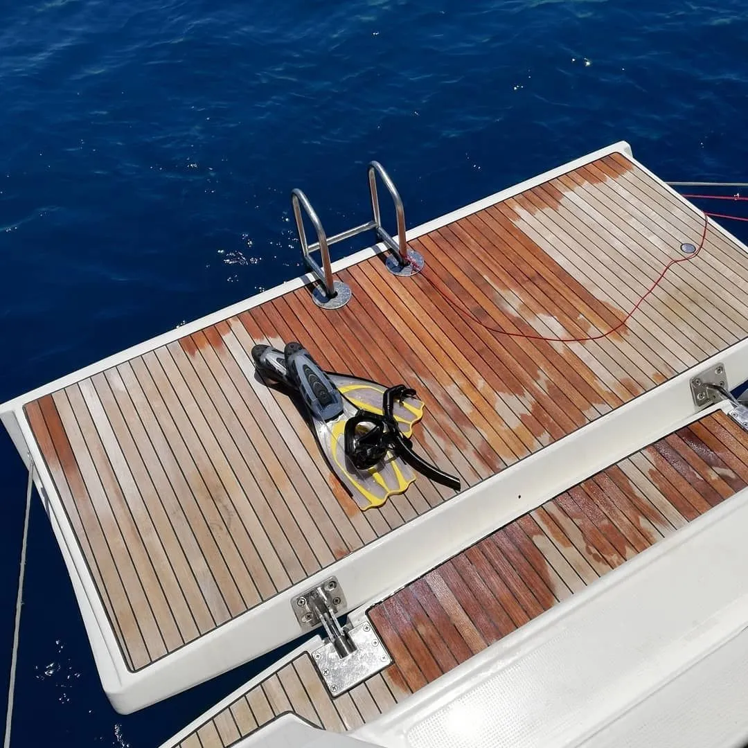 Suz Charter Boat - 4