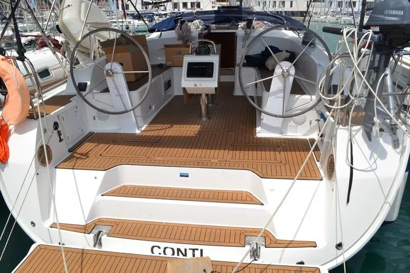 Konti Charter Boat