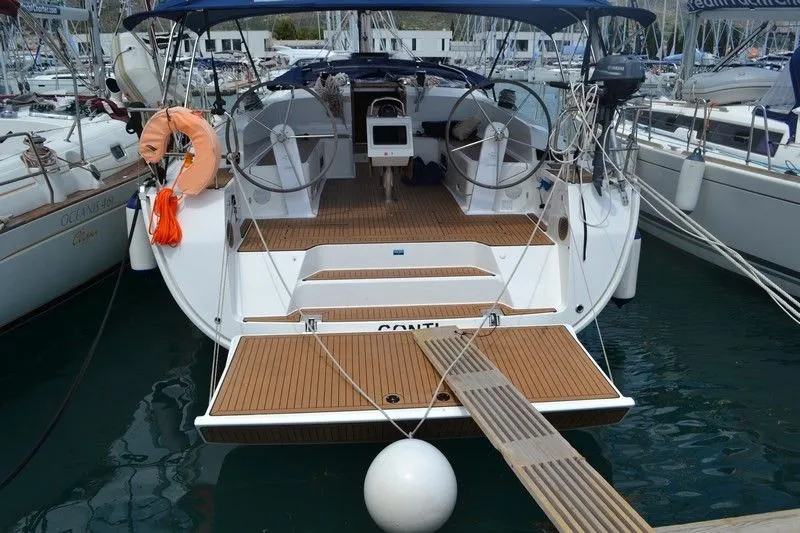 14.27m Ayia Evfimia Bavaria Cruiser 46 Hire
