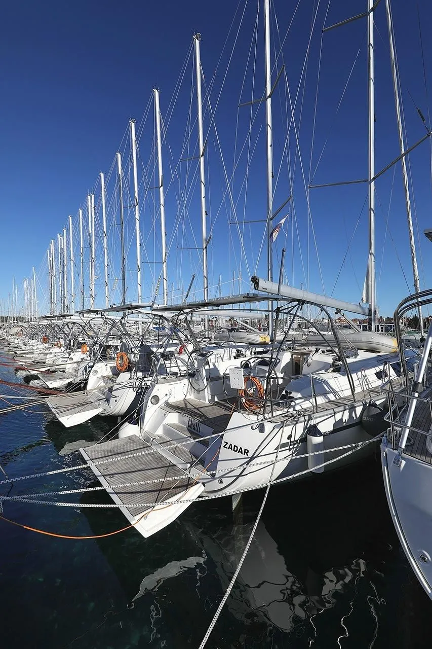 Challi Charterboot - 4