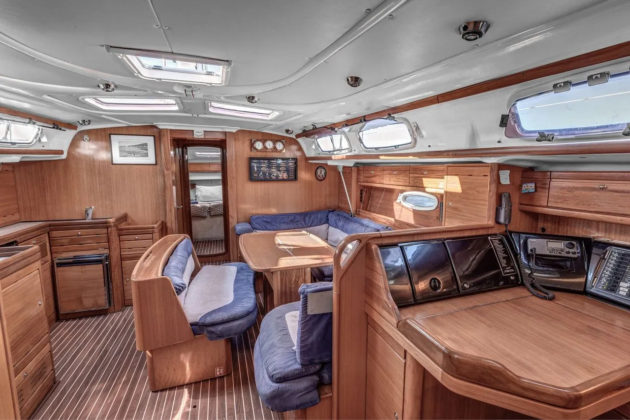 Чартер Coral - 3