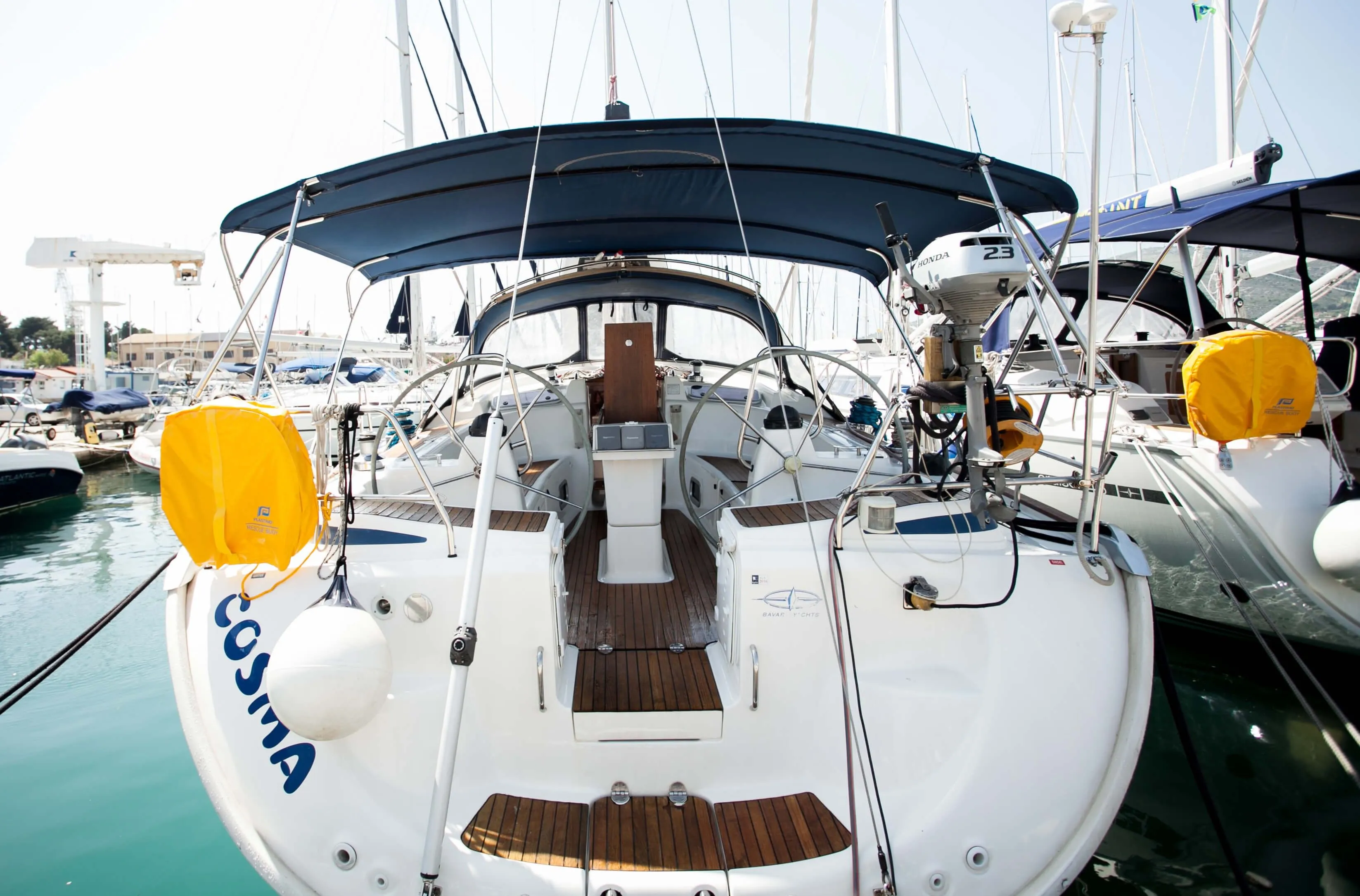 Explore Marina on a 14.4m Rental Sailing Yacht