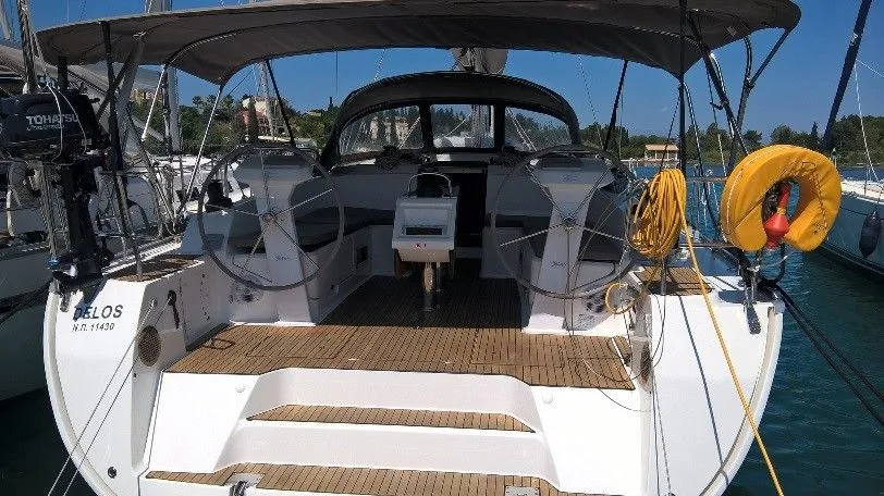 Чартер Delos - 3