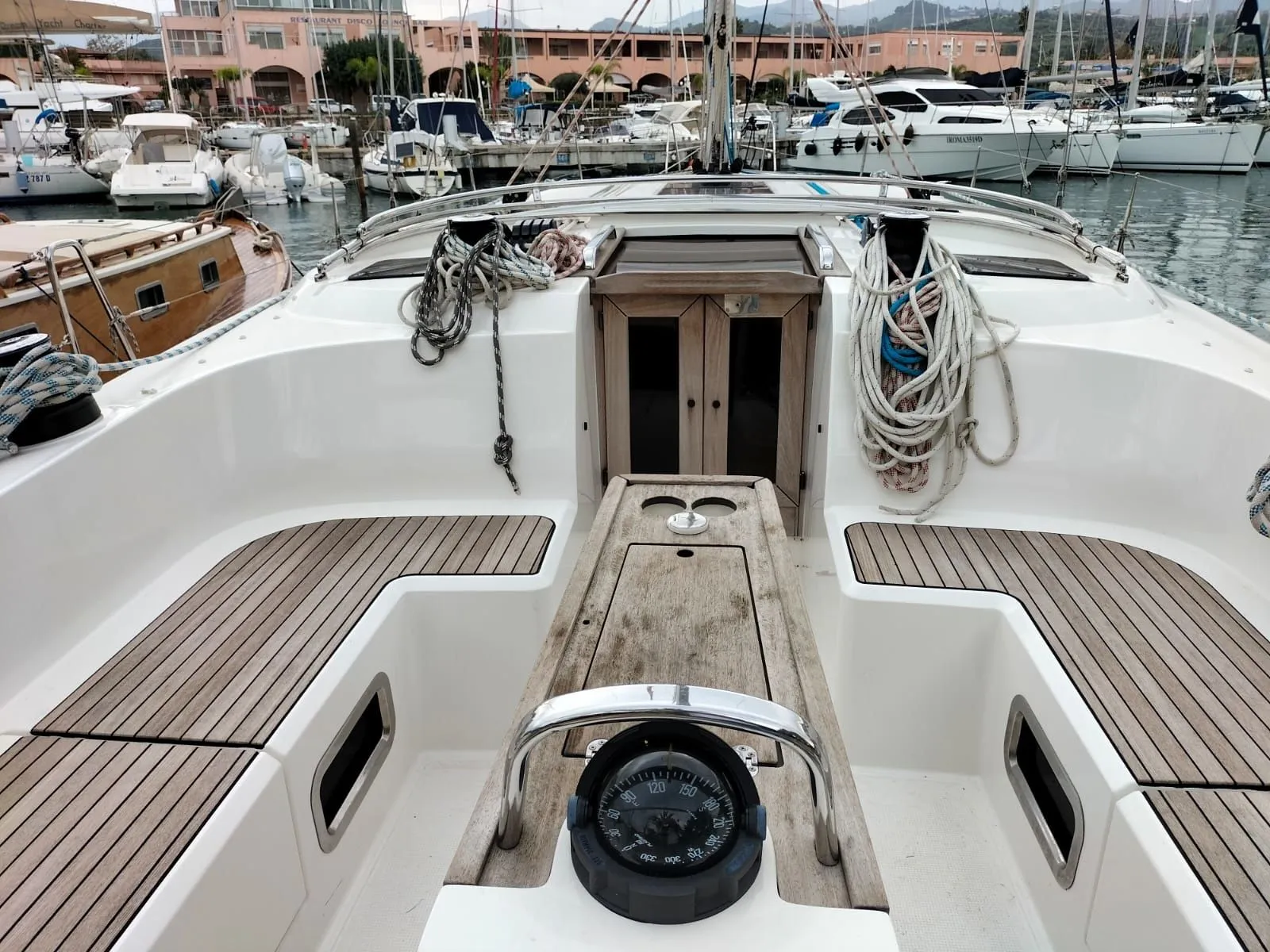 Goldfinger Charterboot - 4