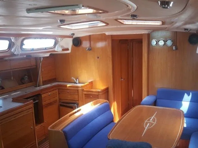 Hansi Charter Boat
