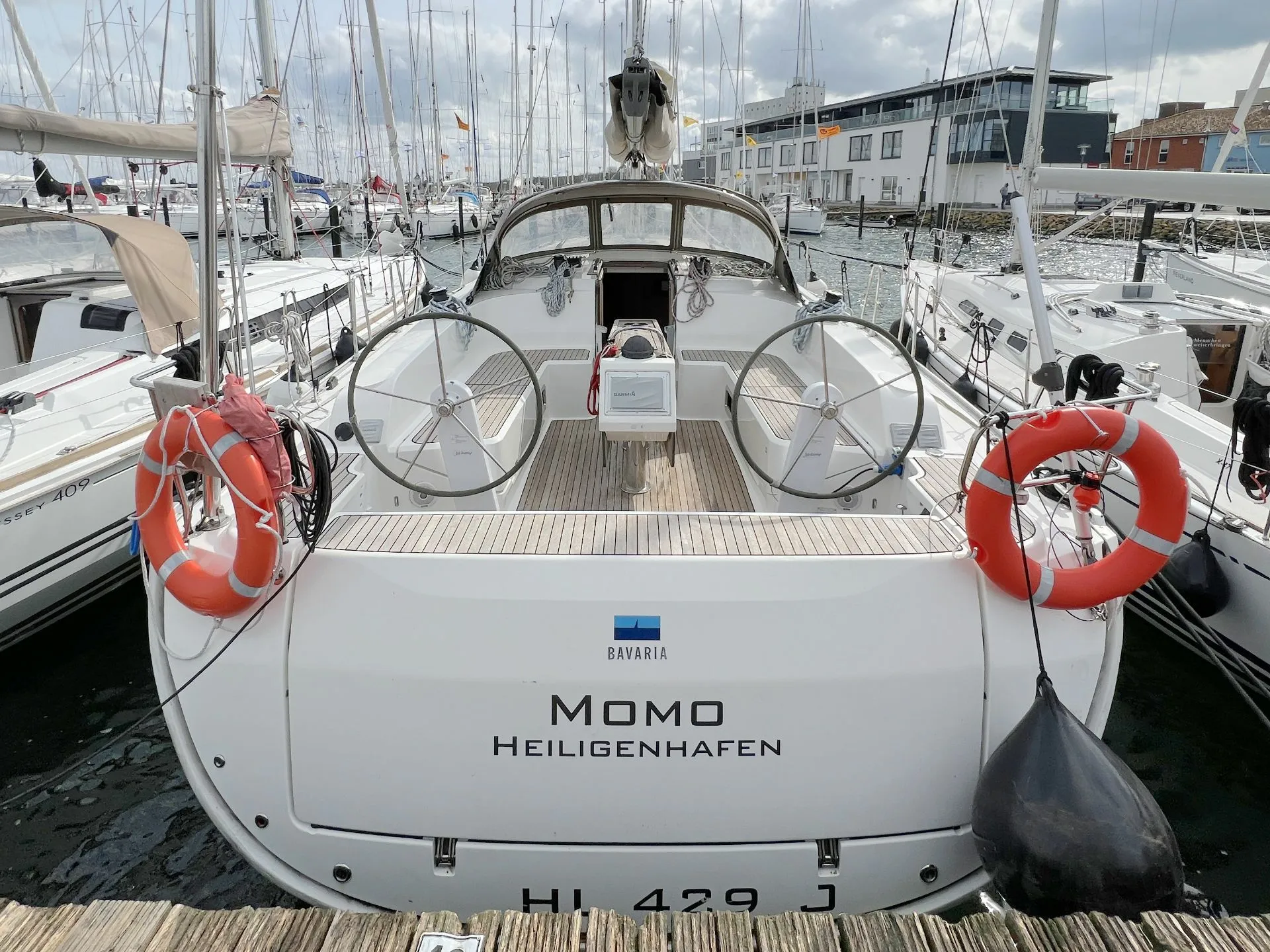 Rent a 14.27m Bavaria Cruiser 46 in Heiligenhafen