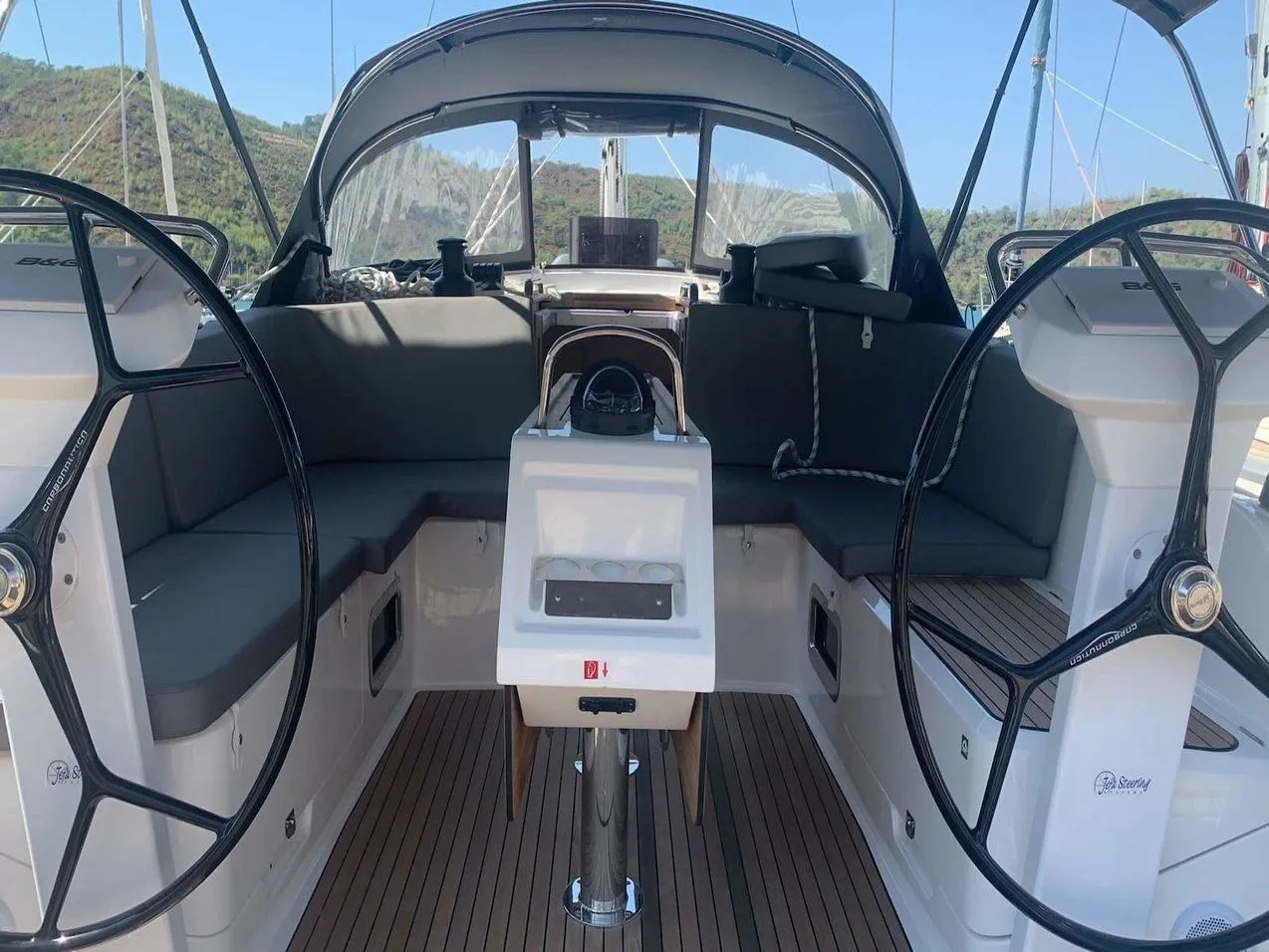 Чартер Hera - 3