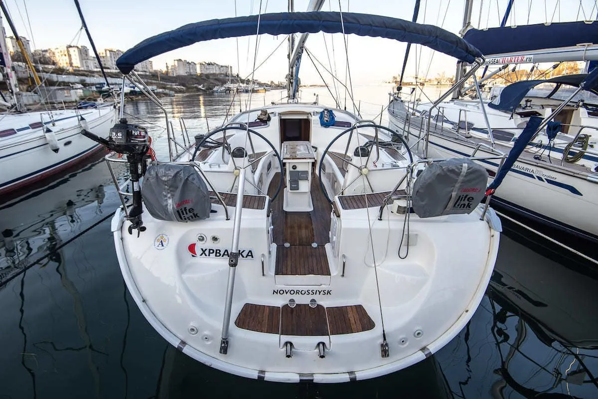 Rent a 14.2m Bavaria Cruiser 46 in Sevastopol