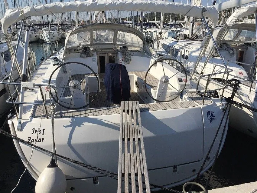 Iris 1 Charter Boat - 3