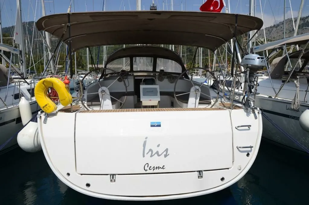Charter a 14.27m Boat in Turgutreis