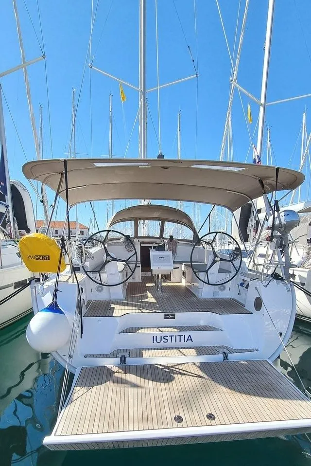 Iustitia Charterboot - 3