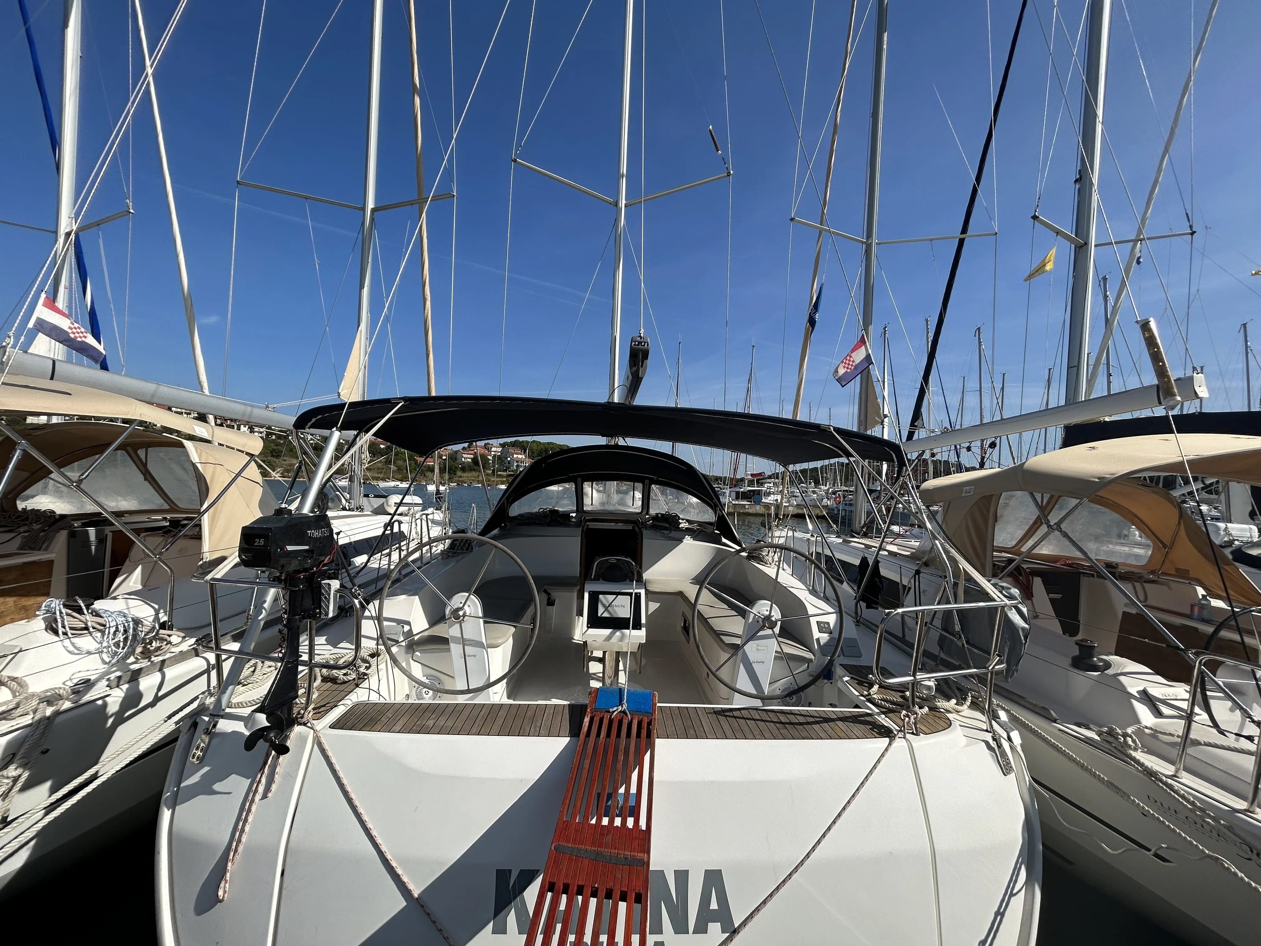 Katina Charterboot - 4