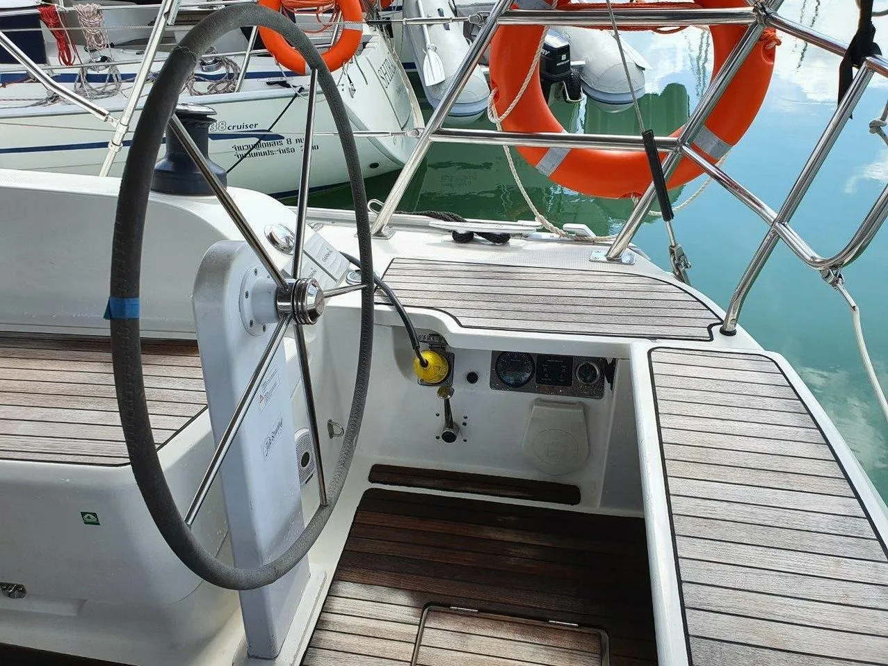 Kingsman Mietboot