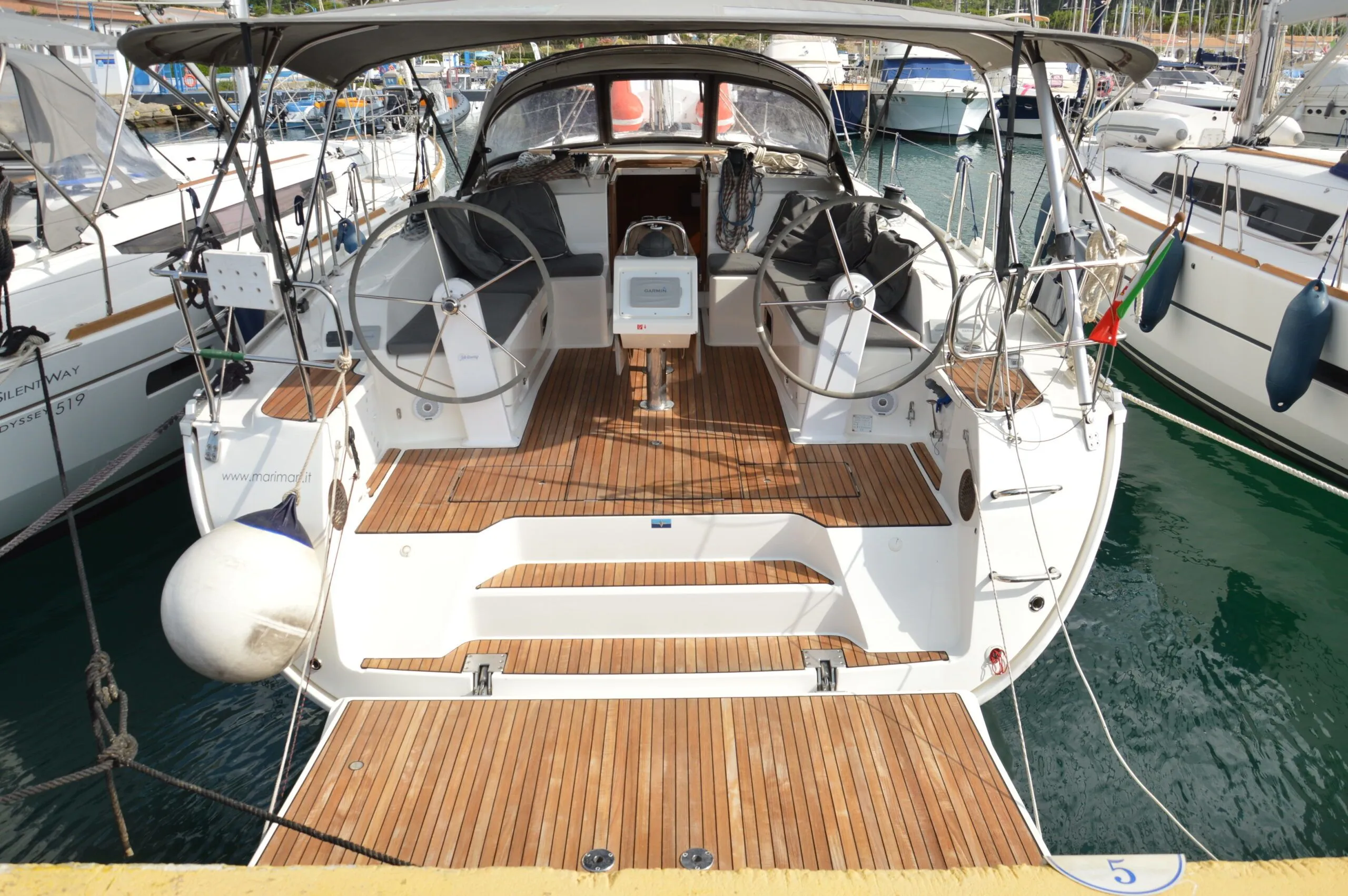 Mami Charter Boat