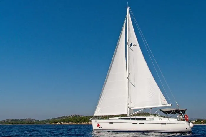 14.27m Murter 4 Cabin Sailing Yacht Hire
