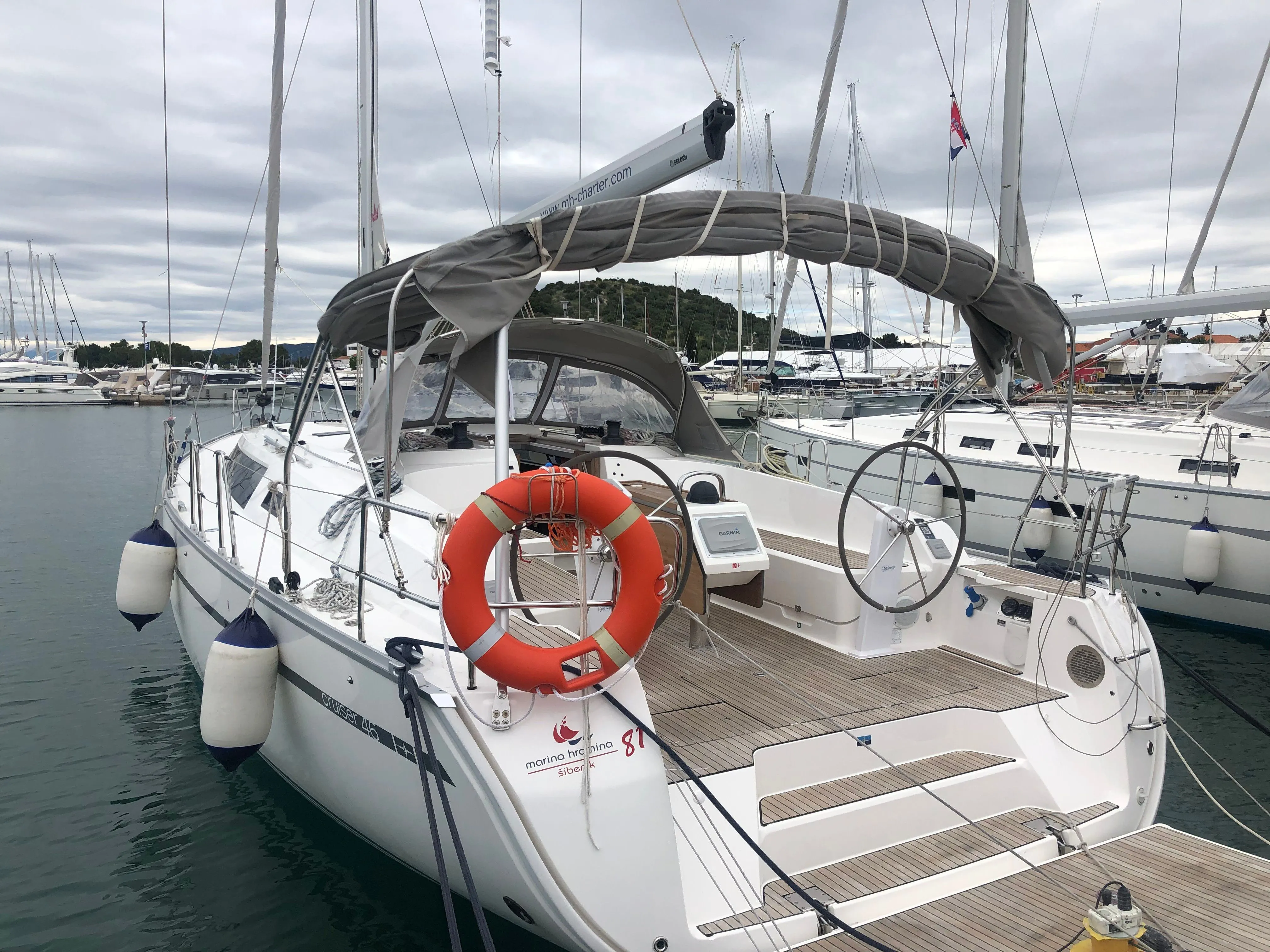 MH 81 Charter Boat - 3