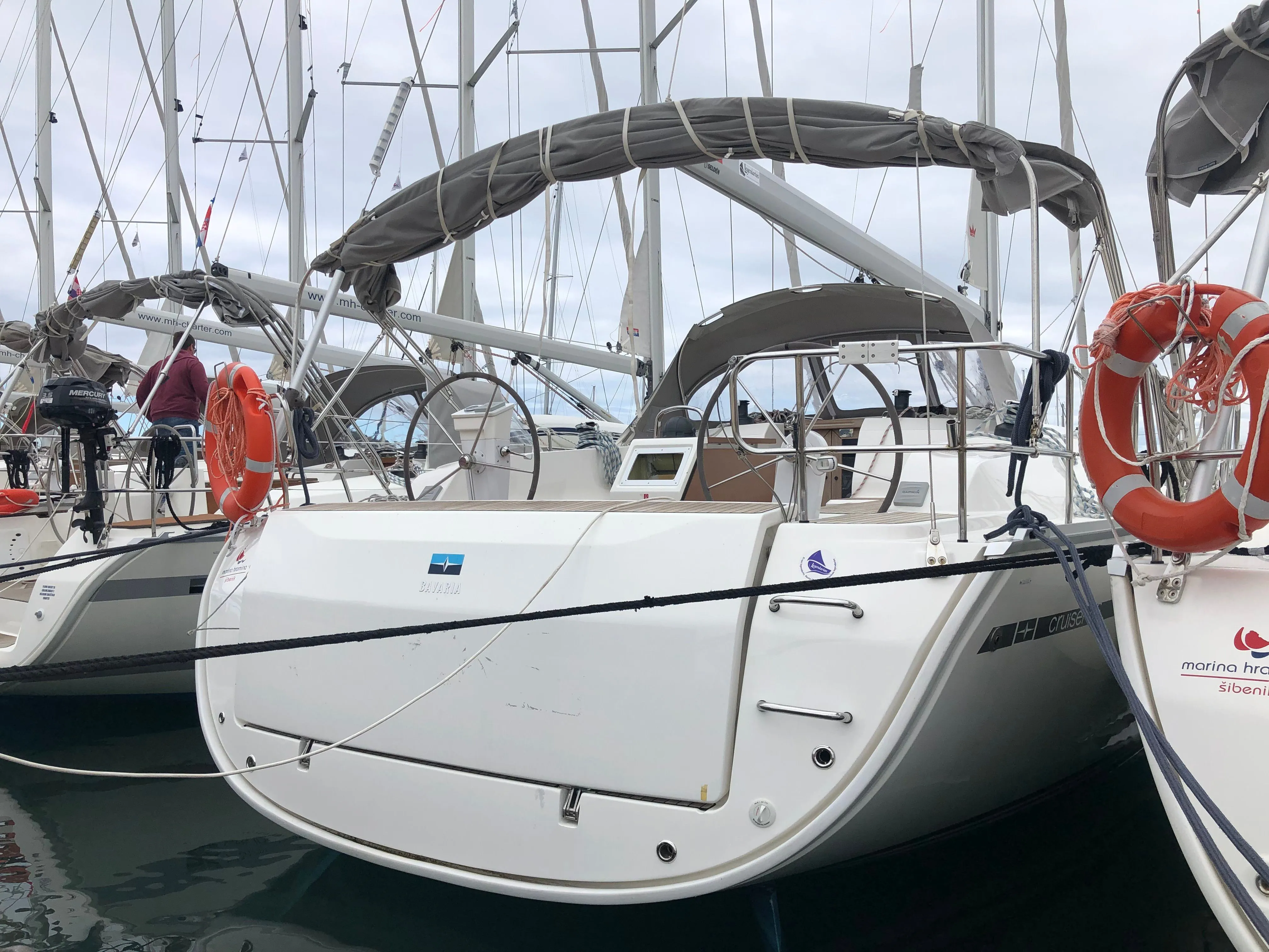 MH 86 Charter Boat - 3
