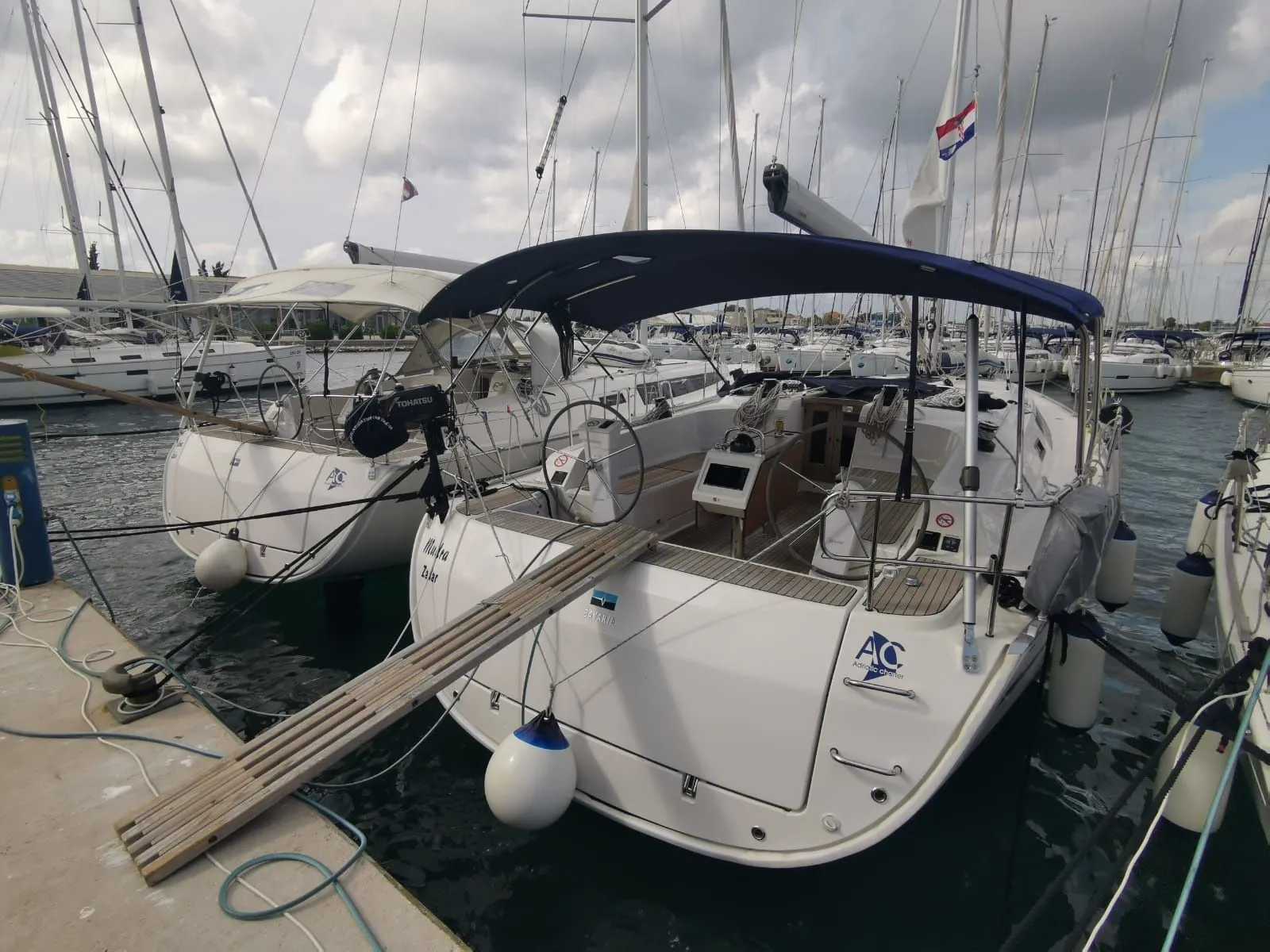 Charter a 14.4m Sailing Yacht in Sukosan
