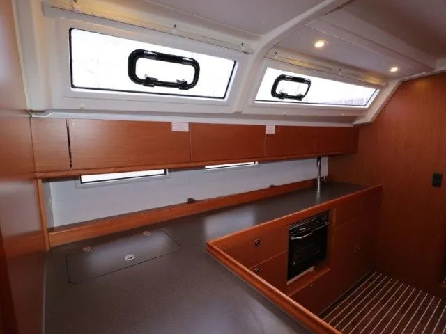 Ocean Breeze Charter Boat