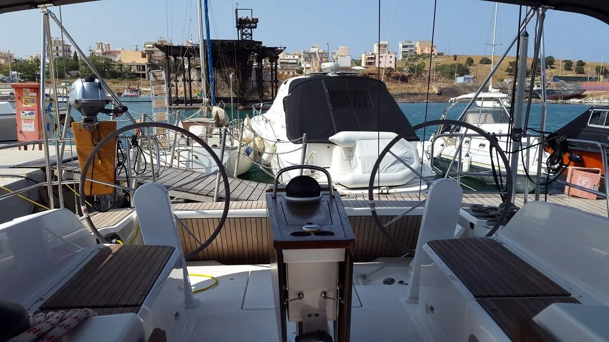 Чартер Okyalos - 5