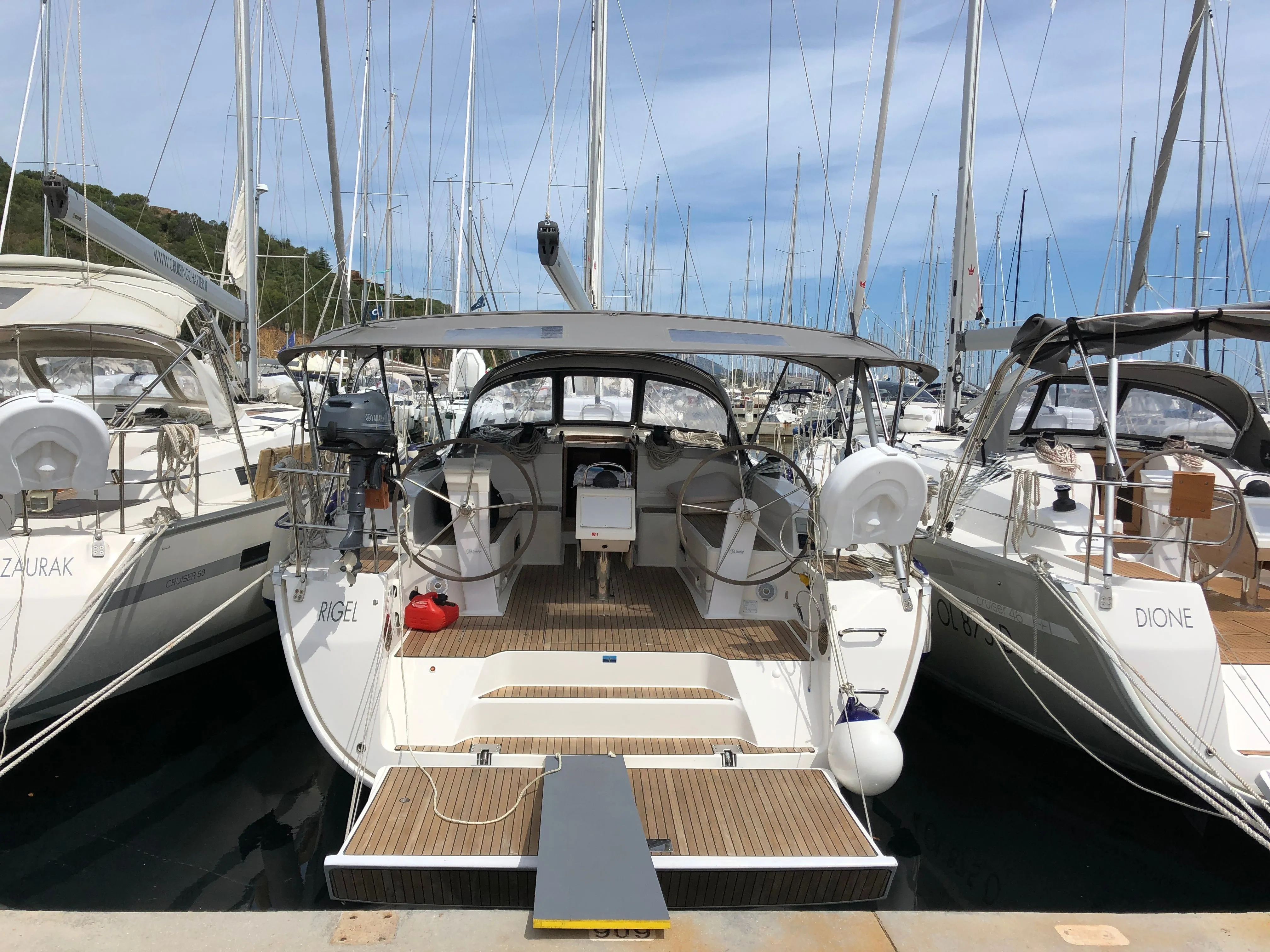 Explore Porto Rotondo on a 13.6m Rental Sailing Yacht